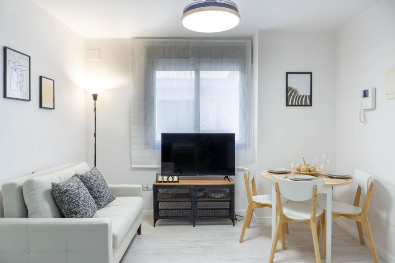 Apartment Dos Aceras Малага Екстериор снимка